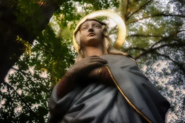 Interpretaciones espirituales y religiosas