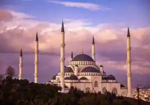 Derinkuyu: la ciudad subterránea en Turquía