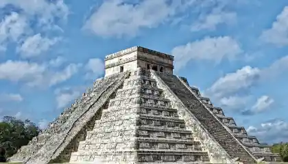 Sabiduría ancestral: Técnicas Maya para mantener el agua limpia